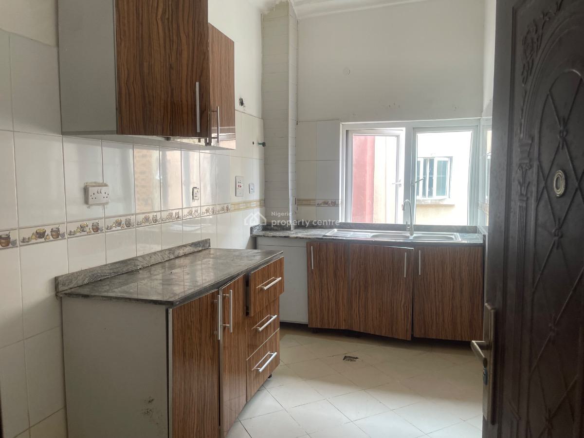 2 Bedroom Apartment in a Call Estate, Eleganza Gardens, Vgc, Lekki, Lagos, Flat / Apartment for Rent