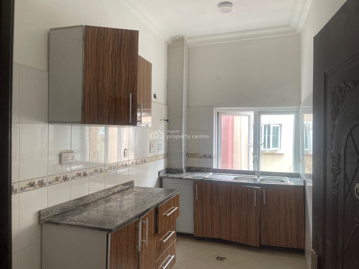 2 Bedroom Apartment in a Call Estate, Eleganza Gardens, Vgc, Lekki, Lagos, Flat / Apartment for Rent