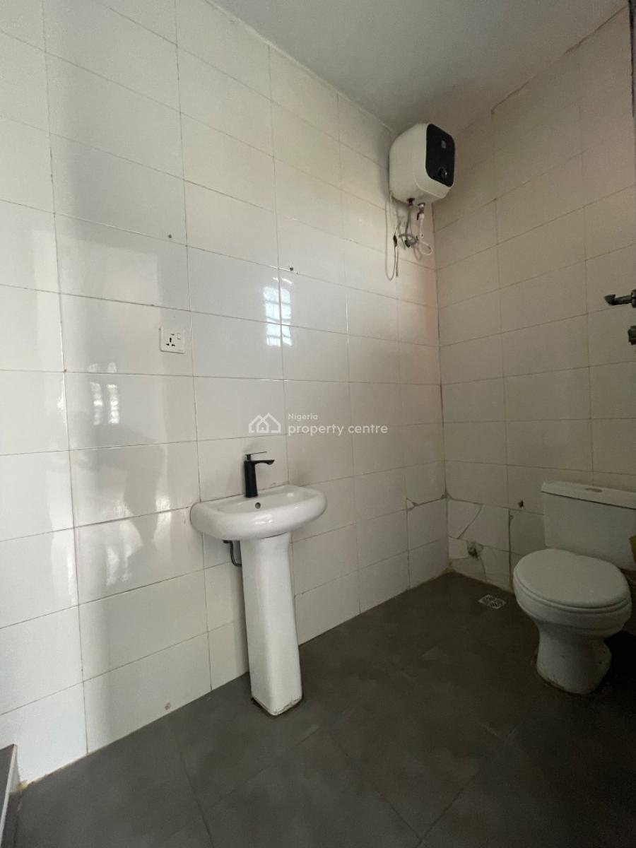 Classy,  Elegant and Spacious 2 Bedroom Apartment at Ruby 1 Ologolo, Ologolo, Lekki, Lagos, Flat / Apartment for Sale