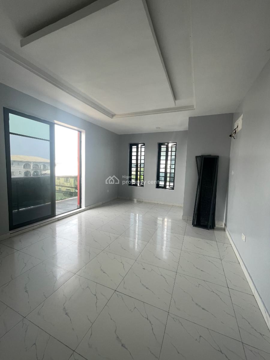 Classy,  Elegant and Spacious 2 Bedroom Apartment at Ruby 1 Ologolo, Ologolo, Lekki, Lagos, Flat / Apartment for Sale