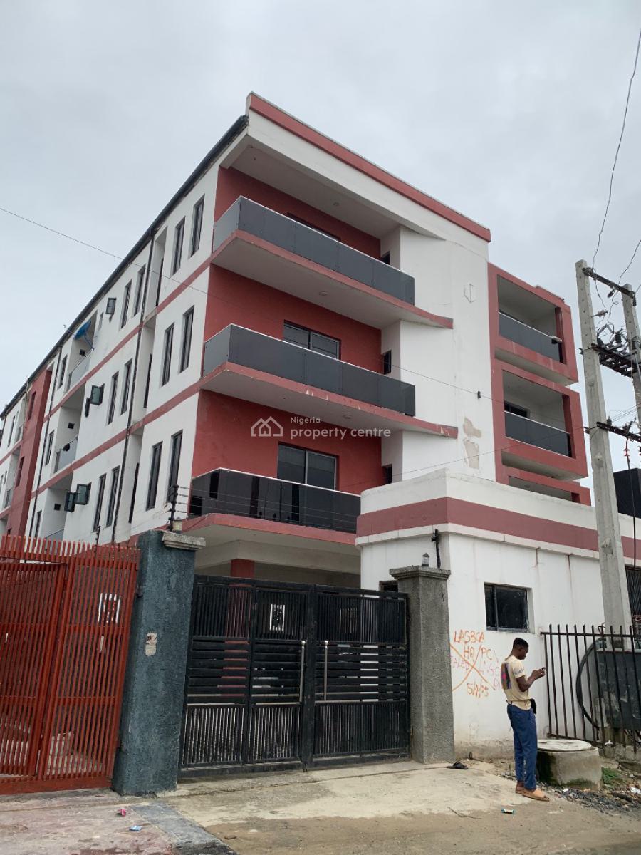 Classy,  Elegant and Spacious 2 Bedroom Apartment, Ruby 1, Ologolo, Lekki, Lagos, Flat / Apartment for Sale