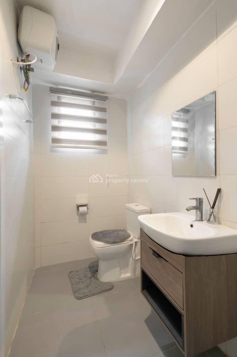Sophisticated 2 Bedroom Apartment + Massive Balcony, Ikate, Lekki, Lagos, Flat / Apartment Short Let