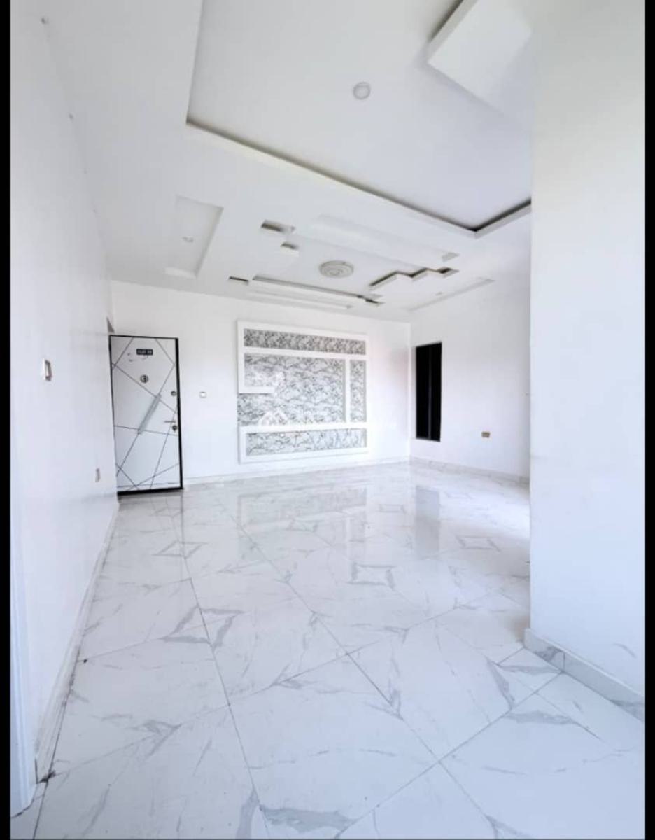 spacious 2 Bedroom Apartment ., Ikate, Lekki, Lagos, House for Rent