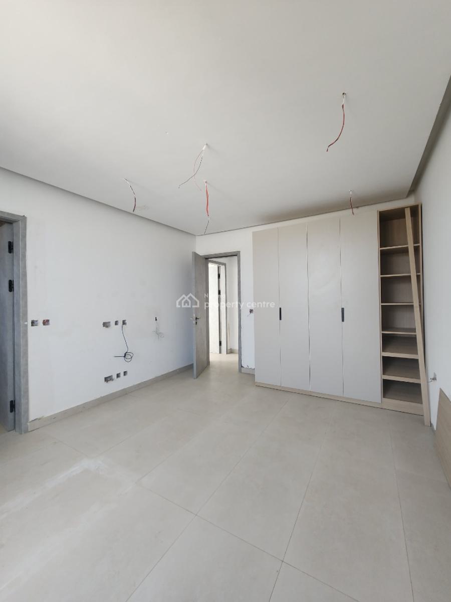 Fully Serviced 2 Bedroom Apartment with Bq, Pool, & Gym, Lekki Phase 1, Lekki, Lagos, Flat / Apartment for Sale