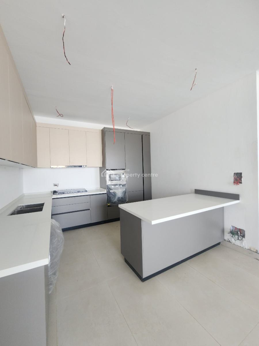 Fully Serviced 2 Bedroom Apartment with Bq, Pool, & Gym, Lekki Phase 1, Lekki, Lagos, Flat / Apartment for Sale