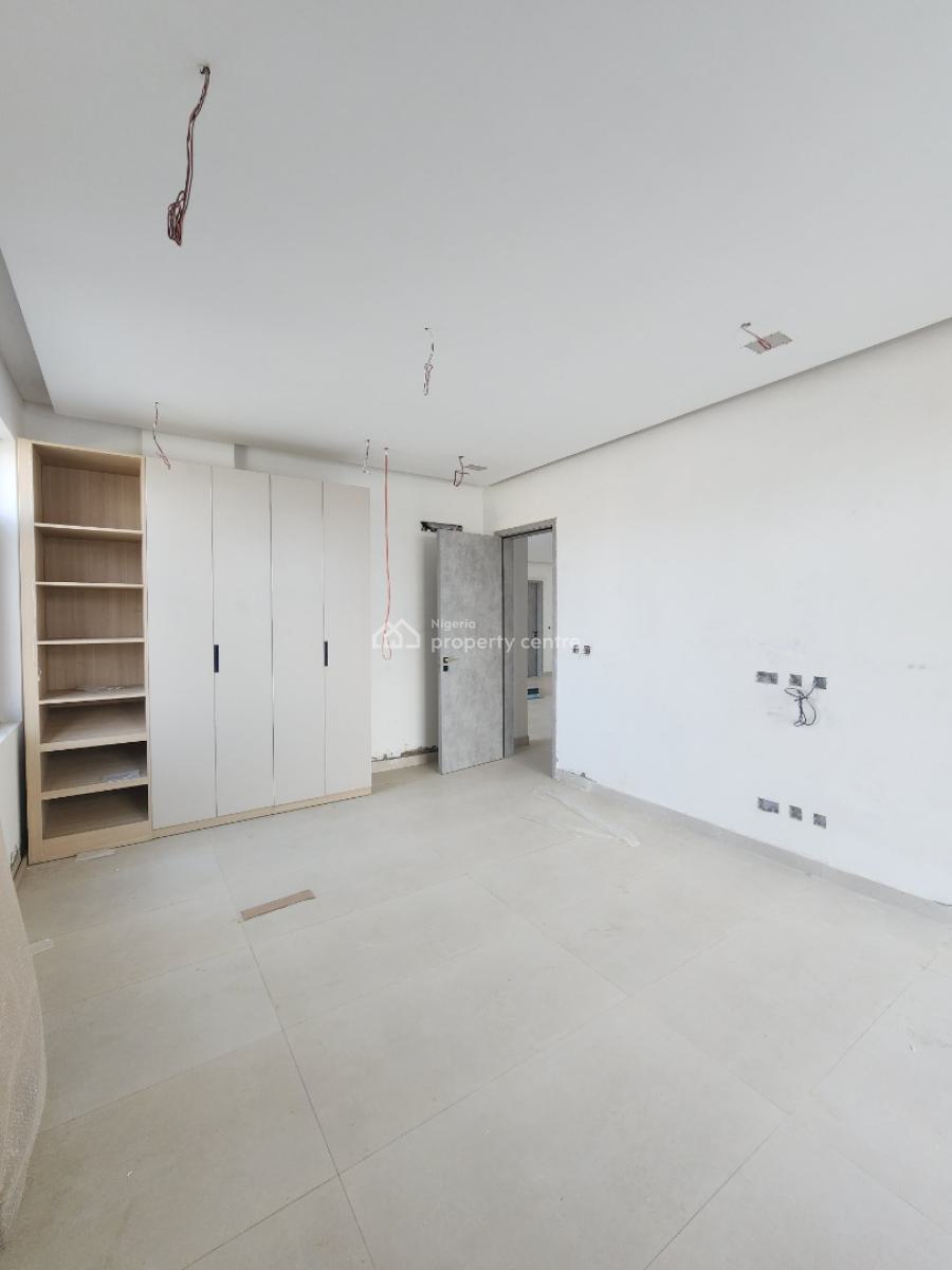 Fully Serviced 2 Bedroom Apartment with Bq, Pool, & Gym, Lekki Phase 1, Lekki, Lagos, Flat / Apartment for Sale