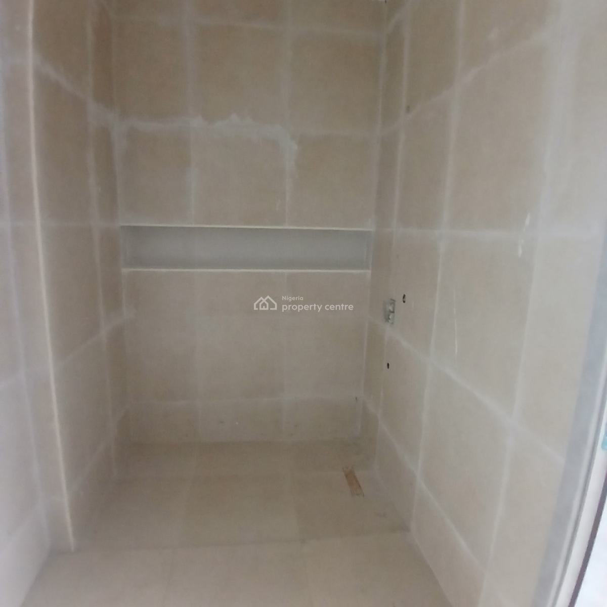 Luxury 2 Bedroom Apartment with Swimming Pool, Lekki Phase 1, Lekki, Lagos, Flat / Apartment for Sale
