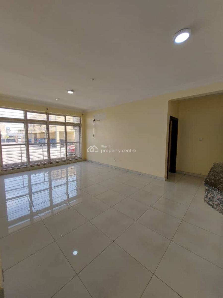 Fully Serviced 3 Bedroom Apartment, Osapa, Lekki, Lagos, Flat / Apartment for Rent