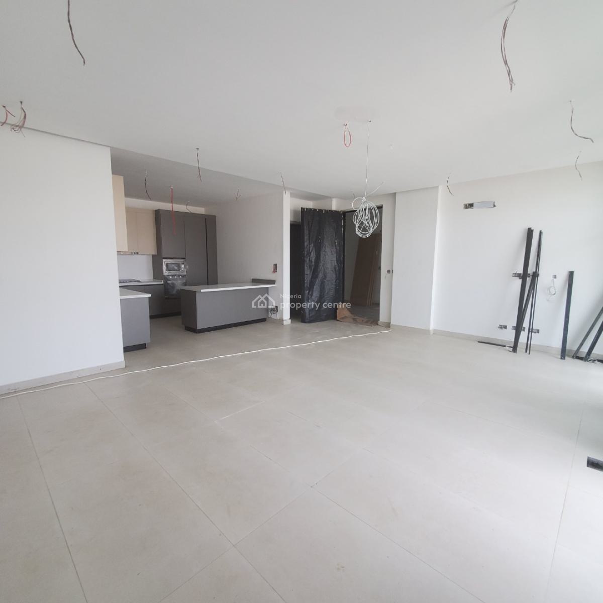 Lovely 2 Bedroom Apartment Within a Secured Environment, Lekki Phase 1, Lekki, Lagos, Flat / Apartment for Sale
