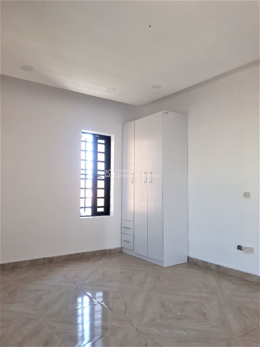 3 Bedroom Flat in a Serene Neighbourhood, Ikate, Lekki, Lagos, Flat / Apartment for Rent
