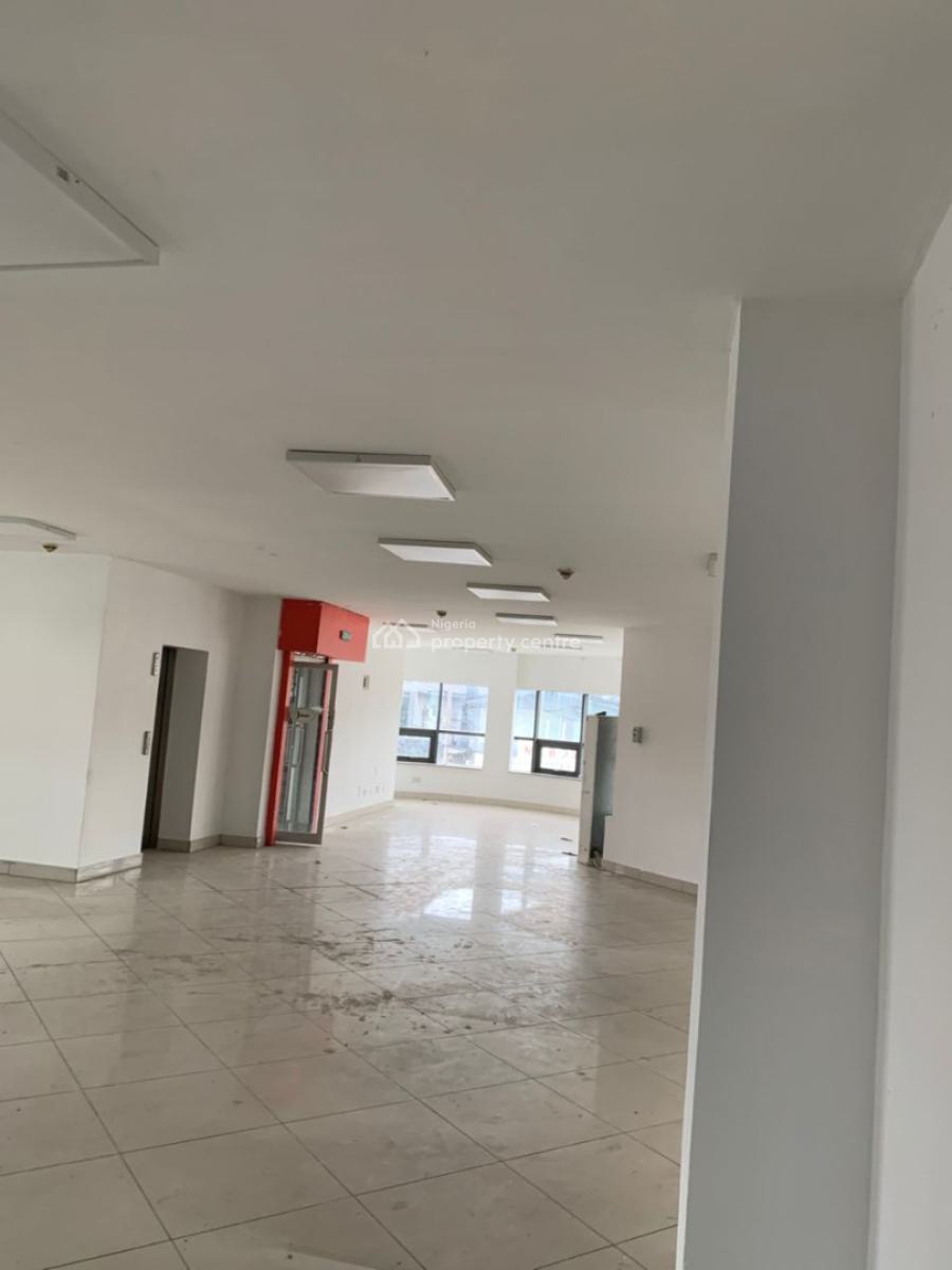 Well Maintained Office Space(230 Square Meters), Ikoyi, Lagos, Office Space for Rent