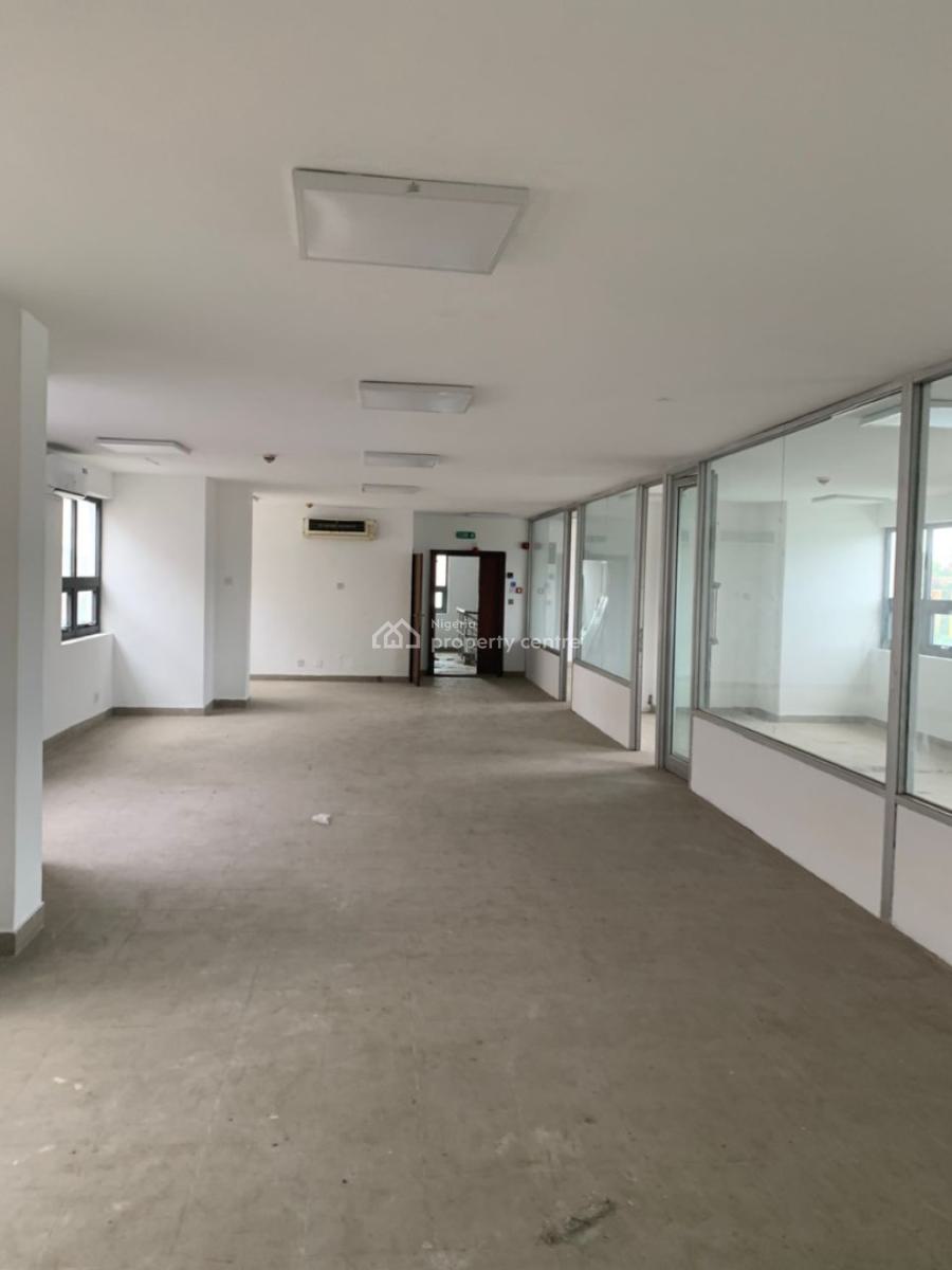 Well Maintained Office Space(230 Square Meters), Ikoyi, Lagos, Office Space for Rent