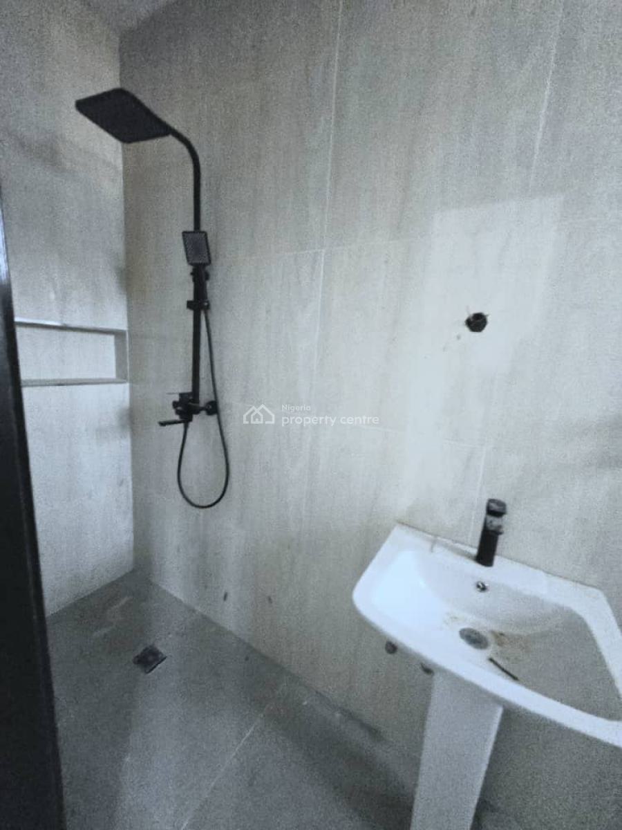 Brand New 2 Bedroom Apartment, Ologolo, Lekki, Lagos, Flat / Apartment for Sale