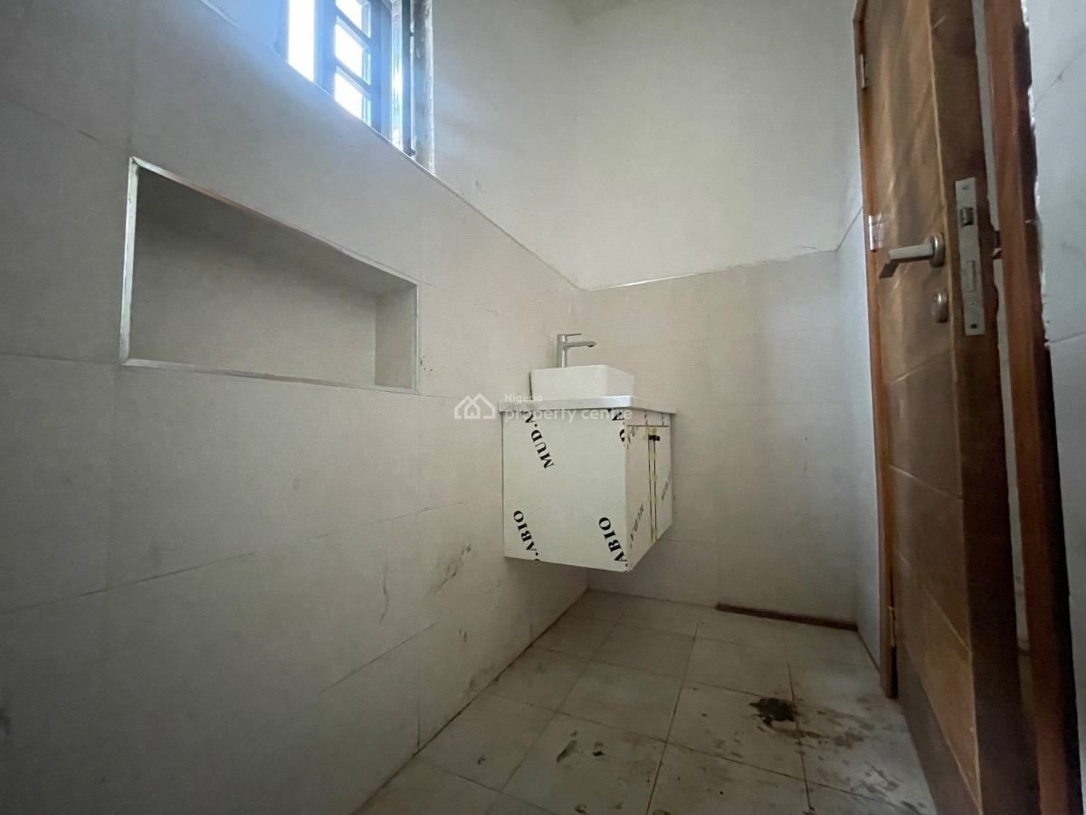 a Well Spacious 4 Bedroom Detached Duplex with Bq., Kolapo Ishola Gra, Akobo, Ibadan, Oyo, Detached Duplex for Sale