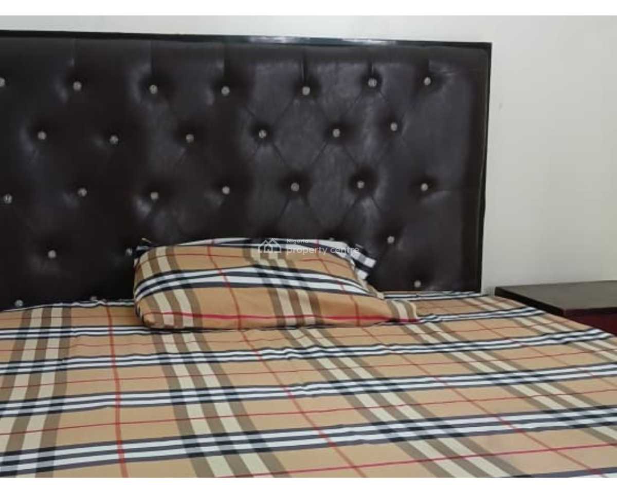 a Room Available Weekly/monthly, Off Abraham Adesanya Roundabout, Ajiwe, Ajah, Lagos, Self Contain (single Rooms) Short Let