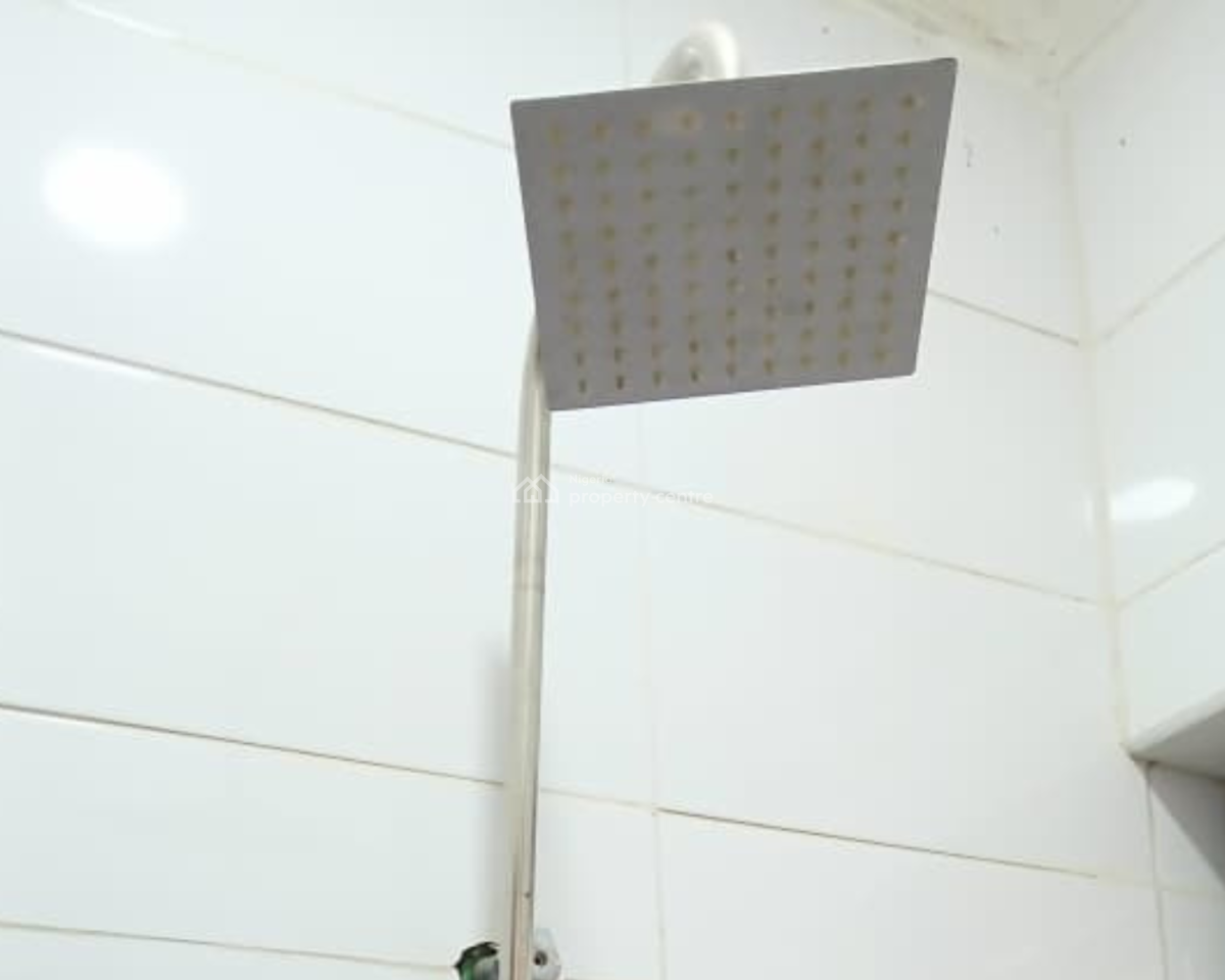 a Room Available Weekly/monthly, Off Abraham Adesanya Roundabout, Ajiwe, Ajah, Lagos, Self Contain (single Rooms) Short Let