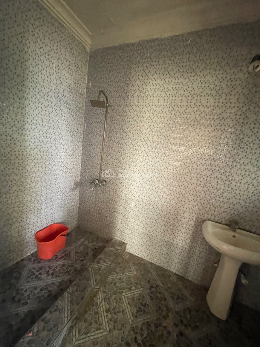 1 Bedroom Mini Flat ( Room and Parlor ) with an Extra Room, Lekki Scheme 2 Off Abraham Adesanya Road, Ajah, Lagos, Mini Flat (room and Parlour) for Rent