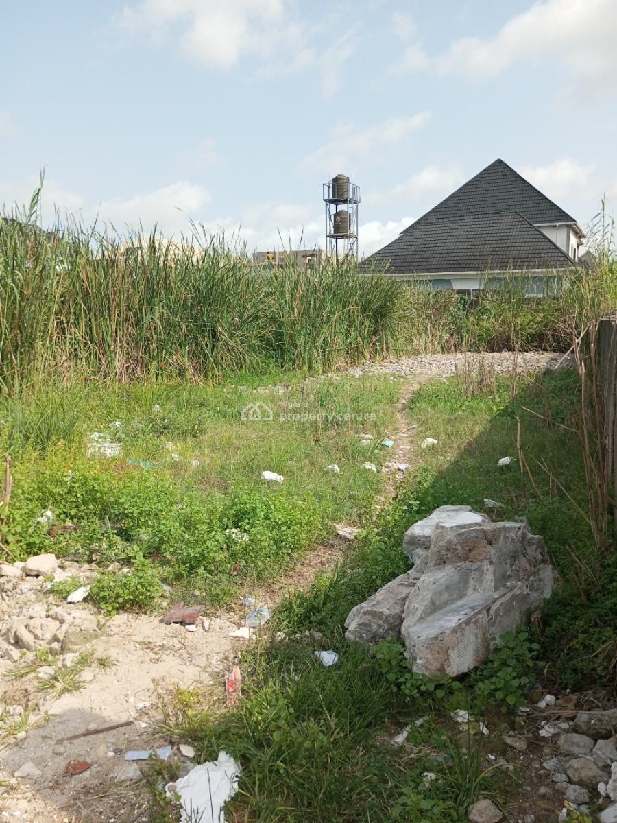 Distress Land of Approximately 1,100sqm, Sea Gate Estate, Ikate Elegushi, Lekki, Lagos, Residential Land for Sale