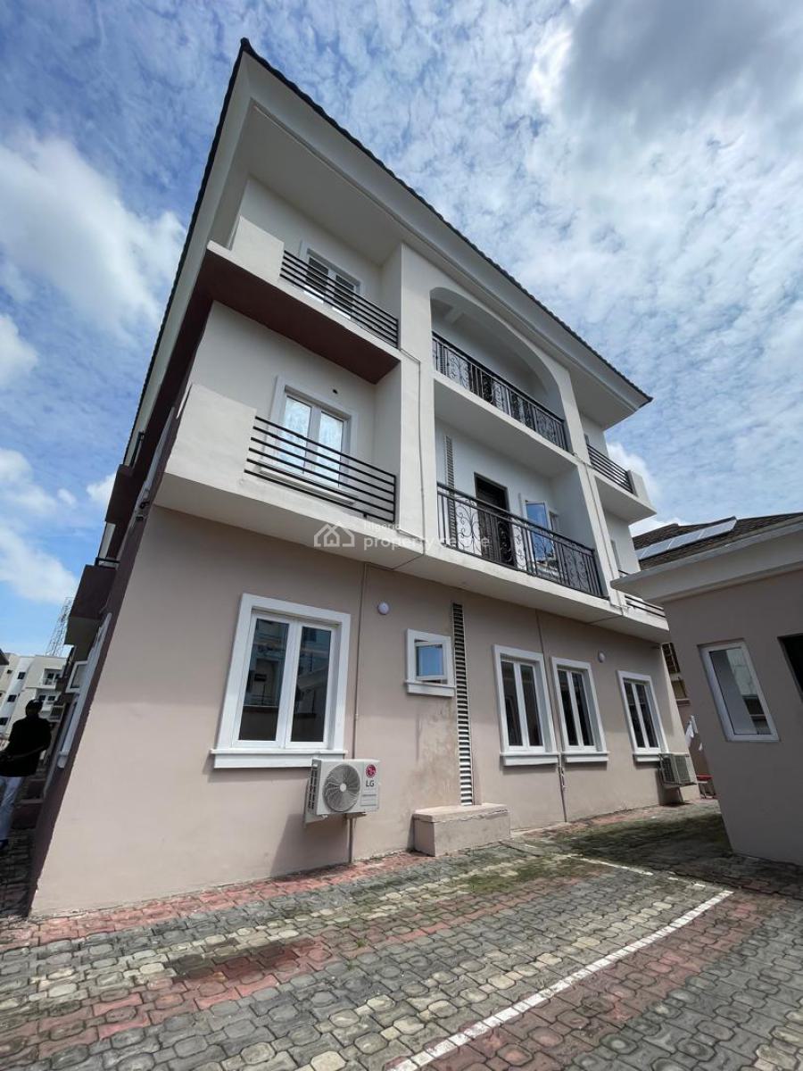 Well Finished Serviced 3 Bedroom Flat with a Room Bq, Agungi, Lekki, Lagos, Flat / Apartment for Rent