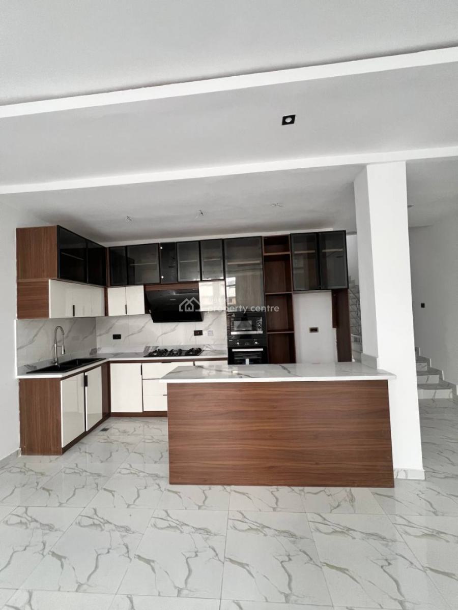 4 Bedroom Maisonette Terrace House with Bq, Ilasan, Itire-ikate, Surulere, Lagos, Terraced Duplex for Sale