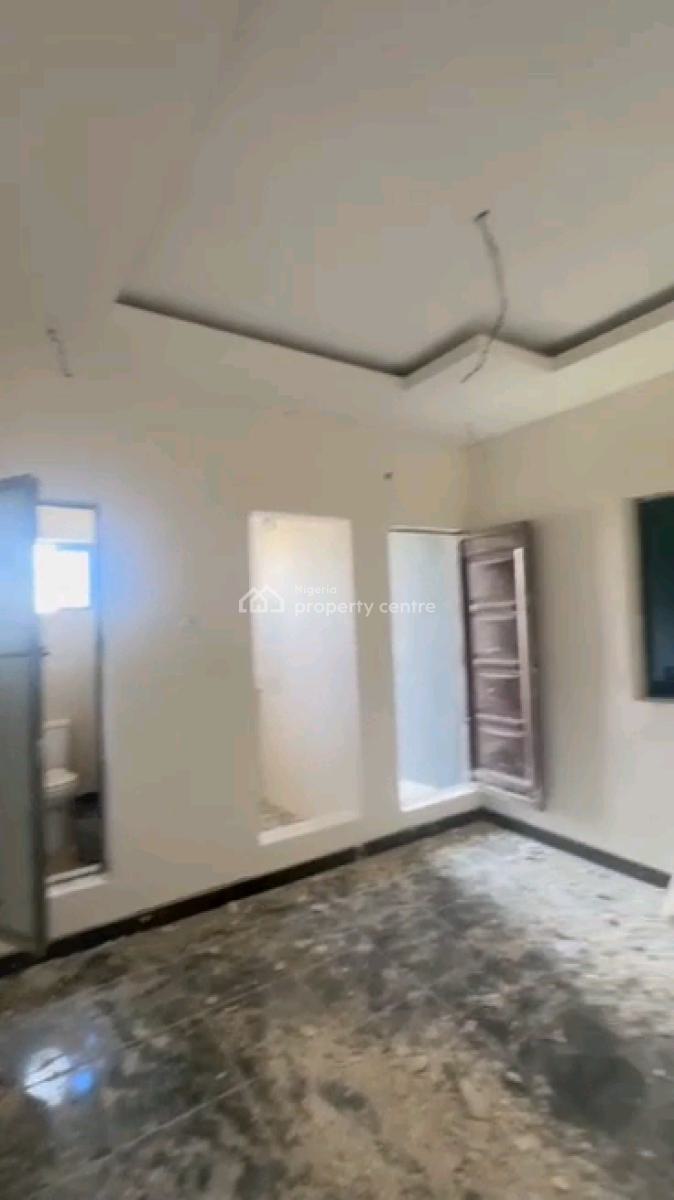 Newly Built and Spacious Room Self Contained, Alagomeji, Yaba, Lagos, Self Contain (single Rooms) for Rent
