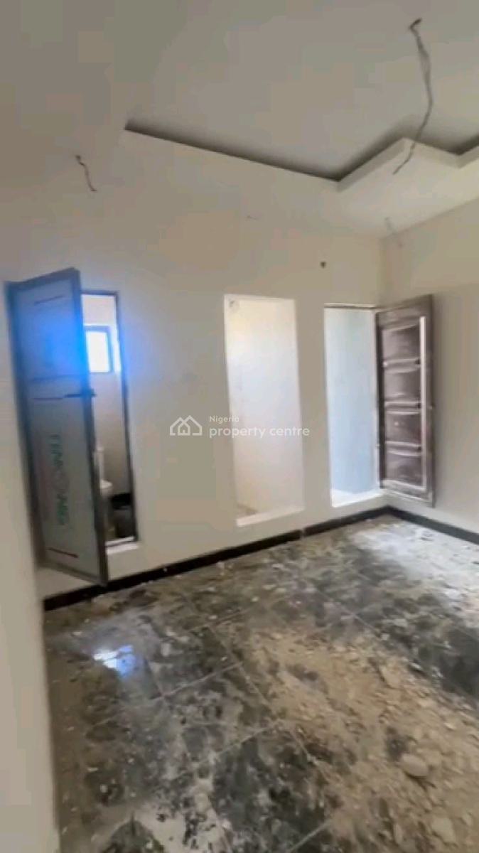 Newly Built and Spacious Room Self Contained, Alagomeji, Yaba, Lagos, Self Contain (single Rooms) for Rent