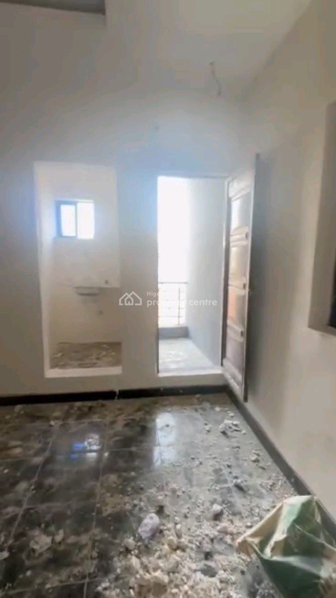 Newly Built and Spacious Room Self Contained, Alagomeji, Yaba, Lagos, Self Contain (single Rooms) for Rent