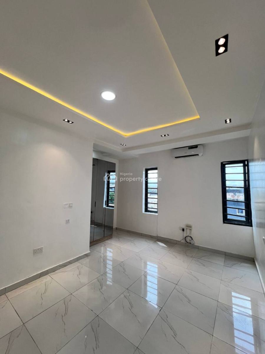2 Bedroom Apartment, Ilasan, Ikate, Lekki, Lagos, Flat / Apartment for Sale