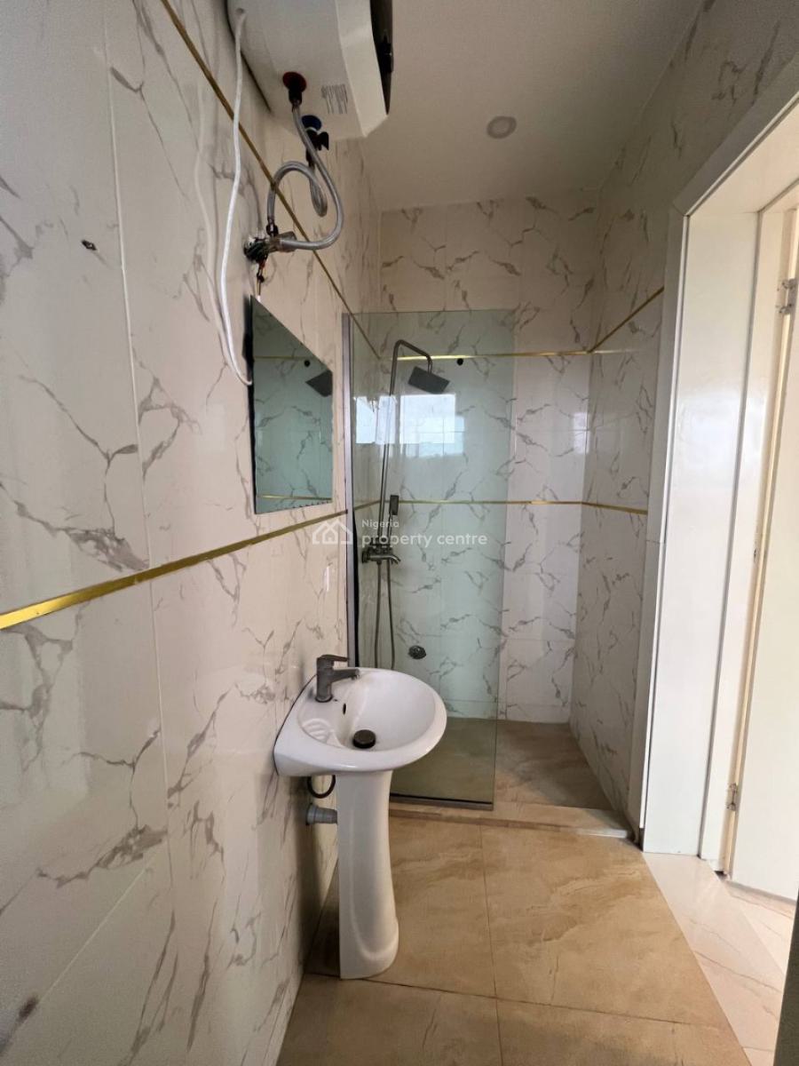 2 Bedroom Apartment, Ilasan, Ikate, Lekki, Lagos, Flat / Apartment for Sale