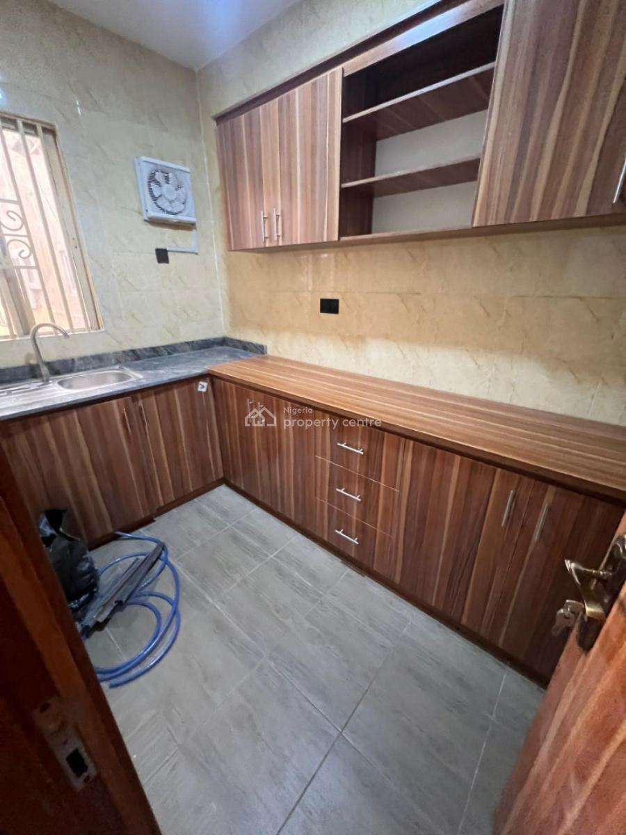 Two Bedroom, Lekki Phase 1, Lekki, Lagos, Flat / Apartment for Rent