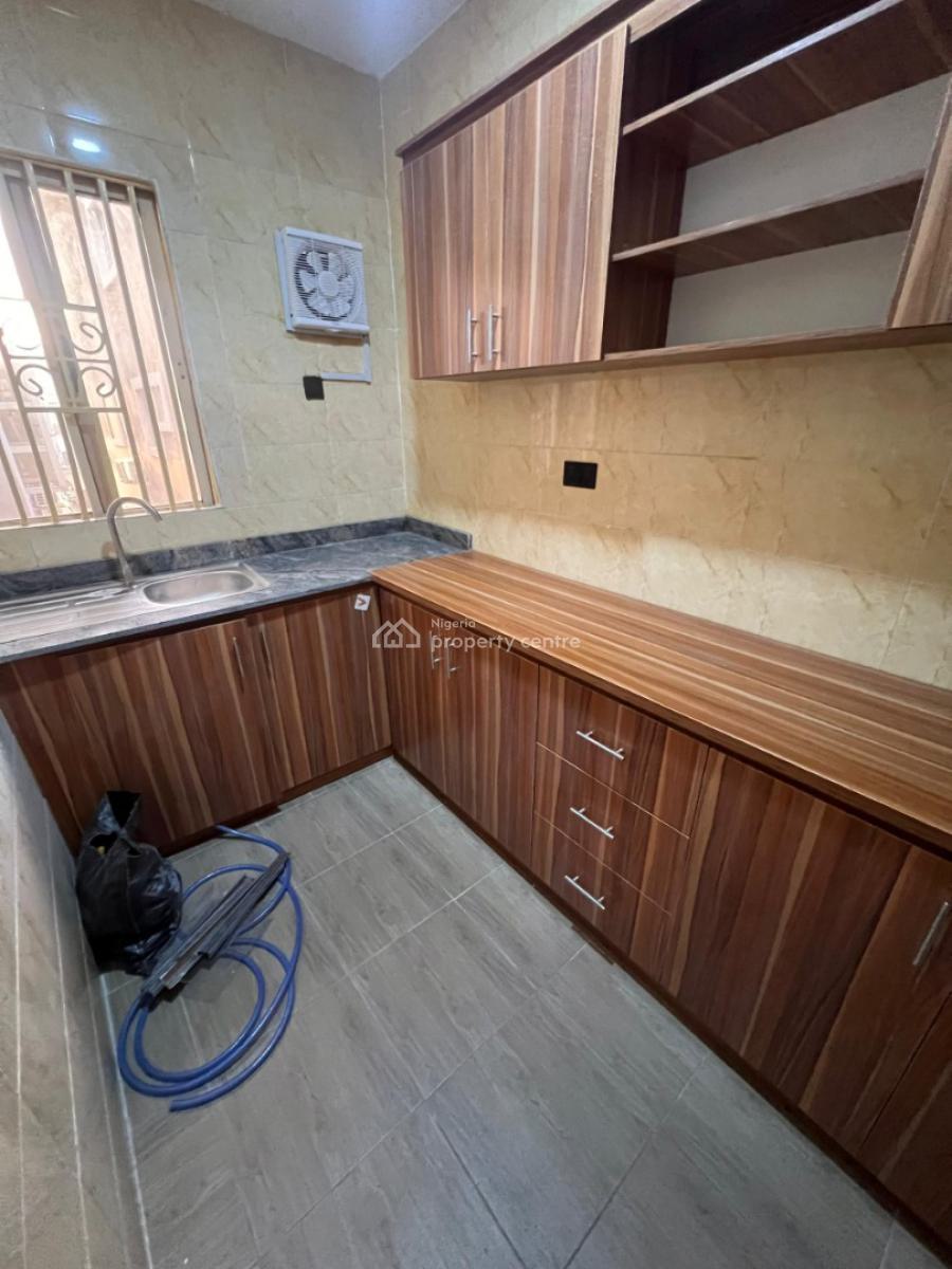 Two Bedroom, Lekki Phase 1, Lekki, Lagos, Flat / Apartment for Rent