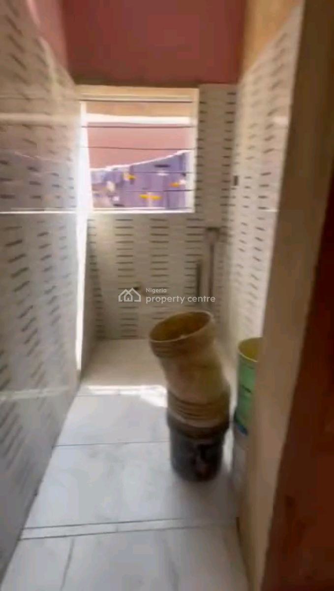 a Fully Furnished Room Self Contain, Akoka, Yaba, Lagos, Self Contain (single Rooms) for Rent