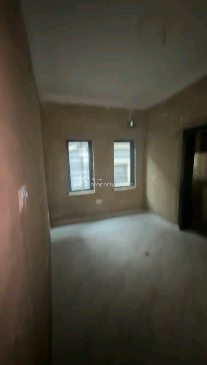 Standard and Spacious Mini Flat, Luth Road, Surulere, Lagos, Mini Flat (room and Parlour) for Rent