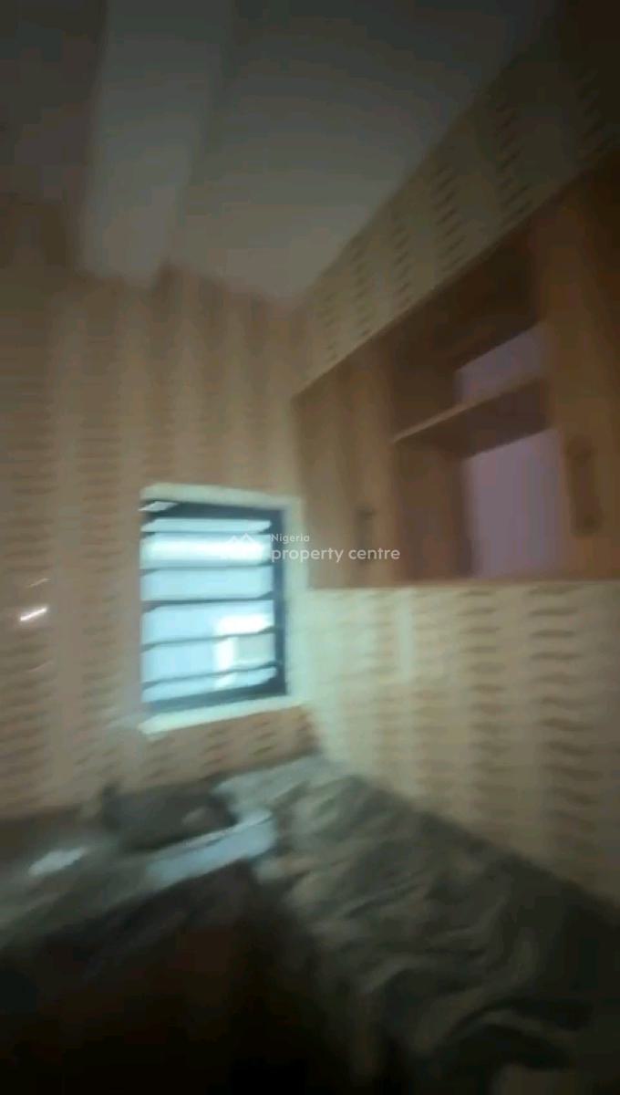 Standard and Spacious Mini Flat, Luth Road, Surulere, Lagos, Mini Flat (room and Parlour) for Rent