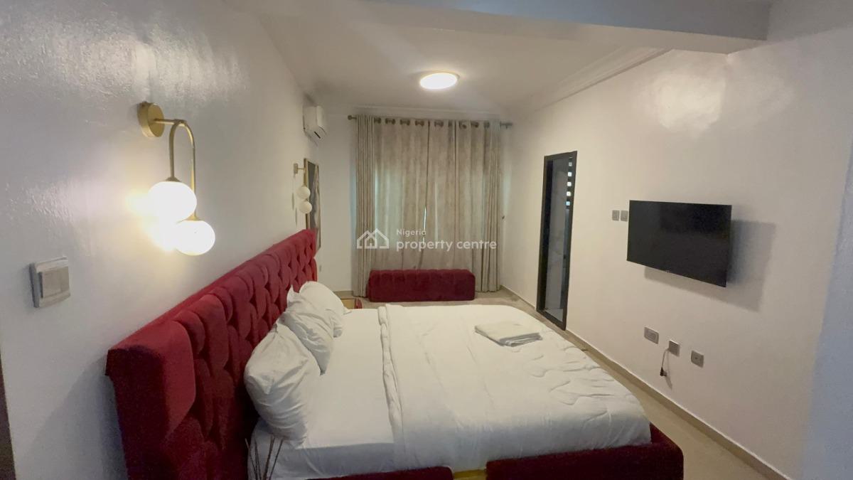 Luxurious 3 Bedroom Apartment, Lekki Phase 1, Lekki, Lagos, Flat / Apartment Short Let