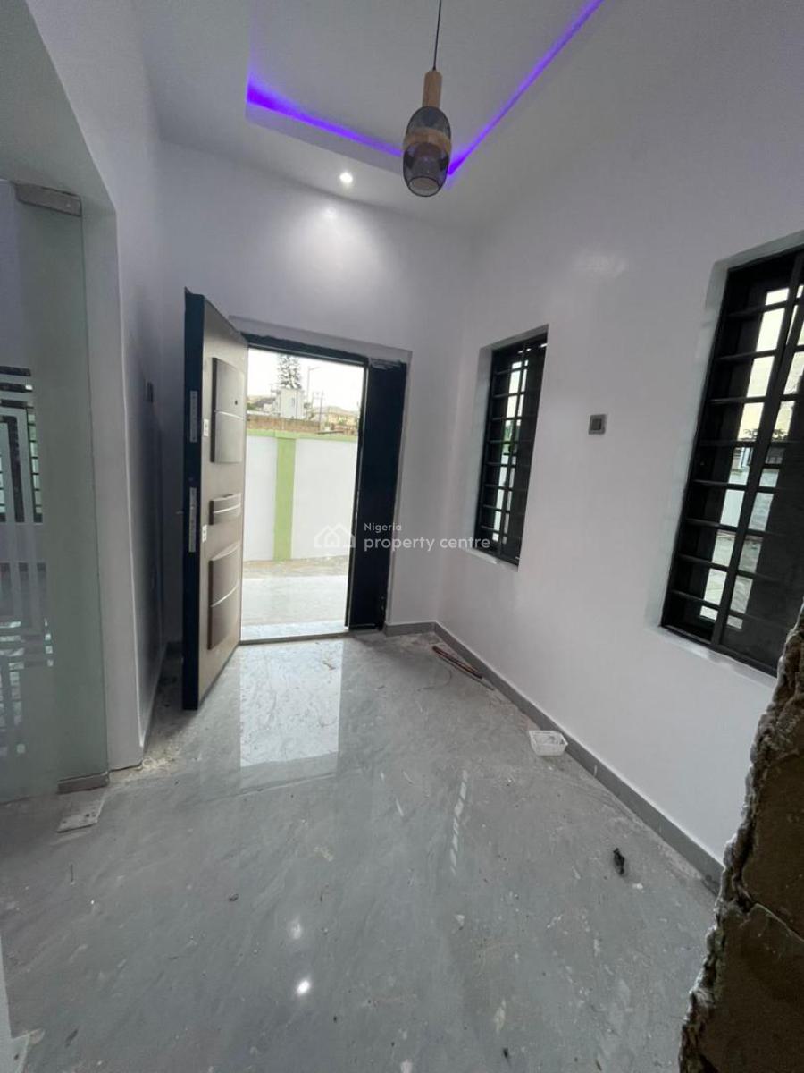 Newly Built 3 Bedroom Bungalow with a Room, Parlour Self Contain Bq, Okebadan Estate, Akala Way, Akobo, Ibadan, Oyo, Detached Bungalow for Sale