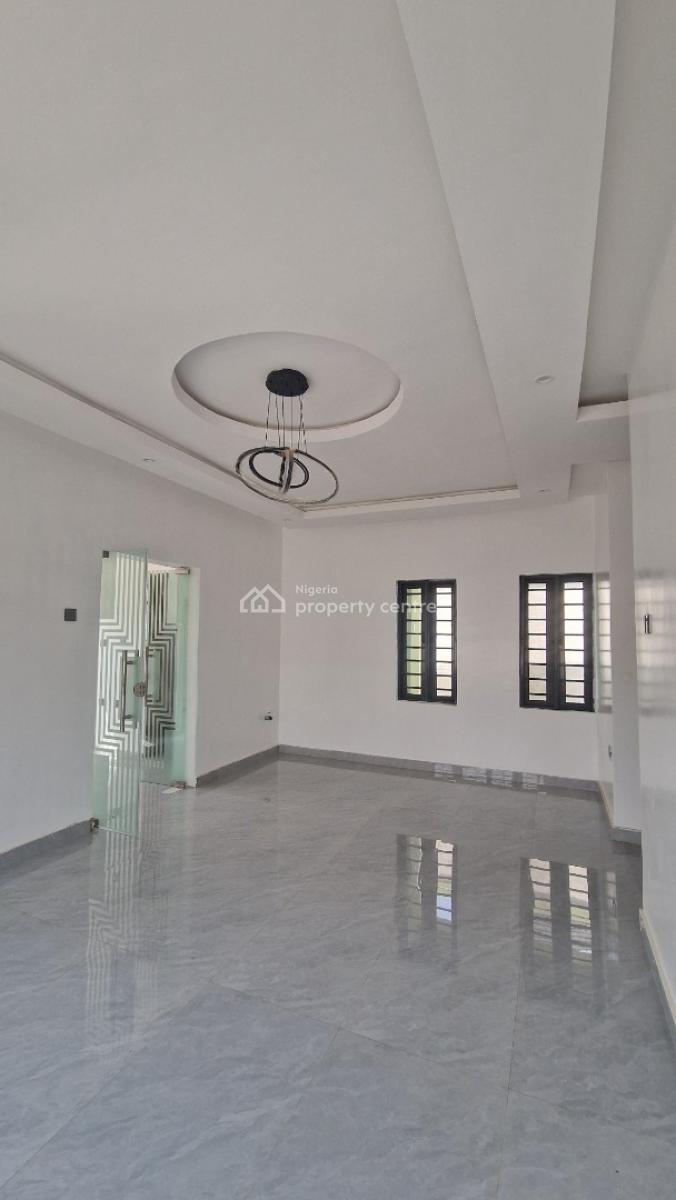 Newly Built 3 Bedroom Bungalow with a Room, Parlour Self Contain Bq, Okebadan Estate, Akala Way, Akobo, Ibadan, Oyo, Detached Bungalow for Sale