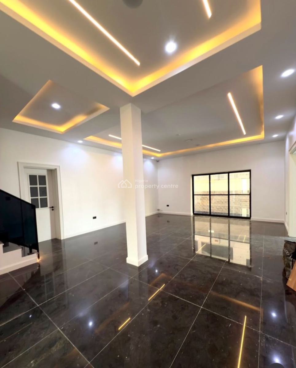 Luxuriously Built 6 Bedroom Detached Home, Asokoro District, Abuja, Detached Duplex for Sale