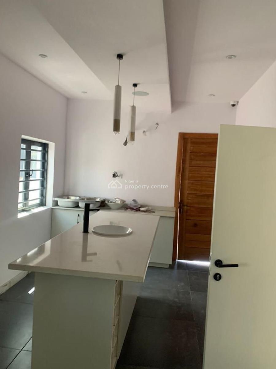 Luxurious 5 Bedroom Duplex, Gemade Estate Gowon, Ipaja, Lagos, Detached Duplex for Sale
