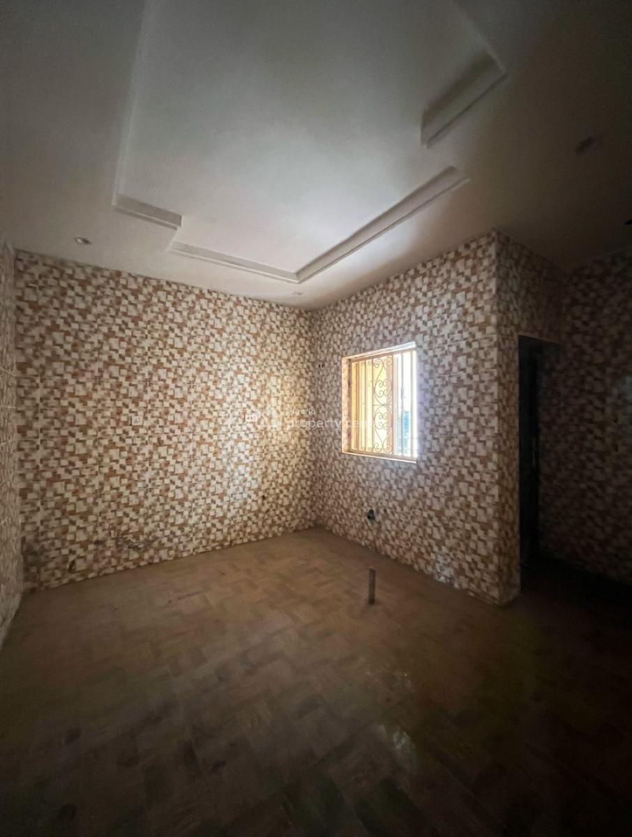 Gated 4 Bedroom Terrace, Lugbe District, Abuja, Terraced Duplex for Sale