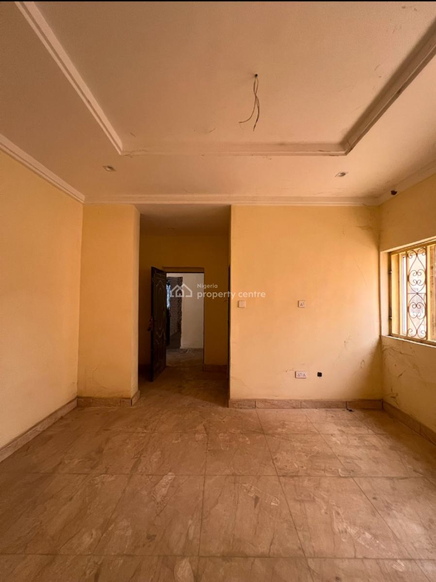 Gated 4 Bedroom Terrace, Lugbe District, Abuja, Terraced Duplex for Sale