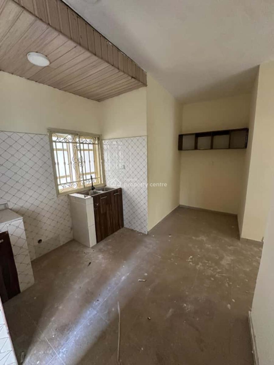 Spacious 2bedroom Apartment, Ologolo, Lekki, Lagos, Flat / Apartment for Rent