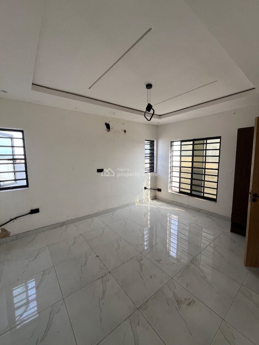 Standard 2bed Penthouse with Sea View in Ologolo, Ologolo, Lekki, Lagos, Flat / Apartment for Rent