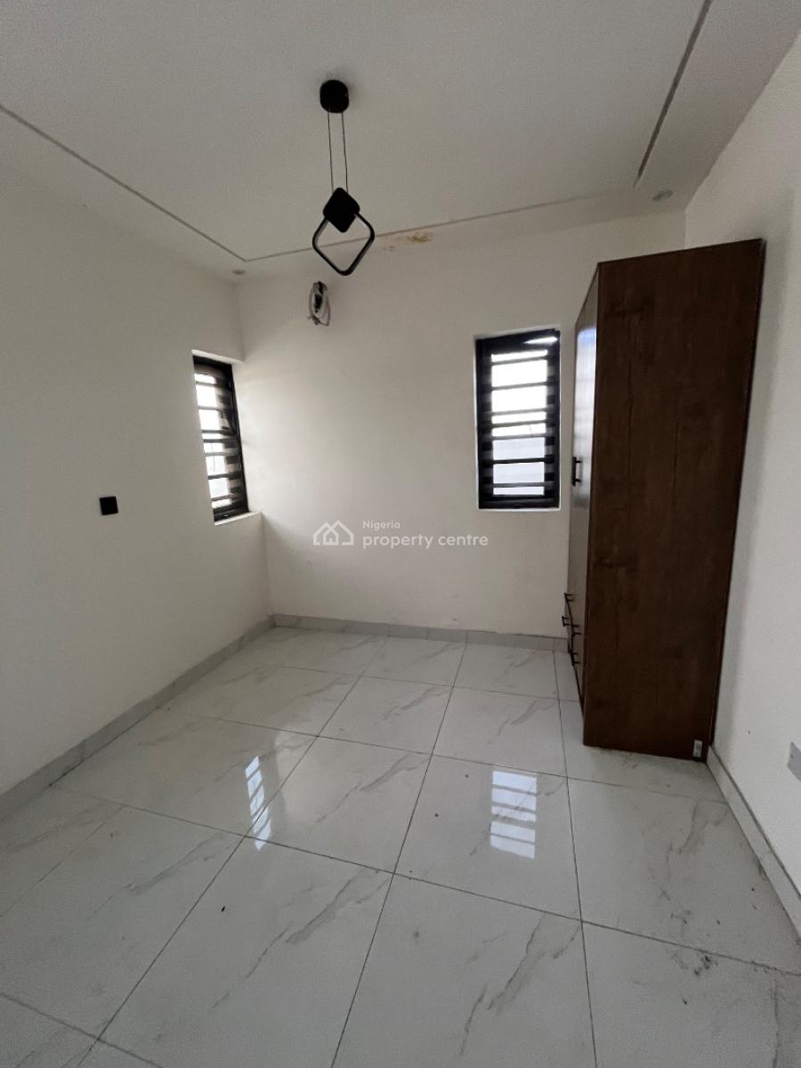 Standard 2bed Penthouse with Sea View in Ologolo, Ologolo, Lekki, Lagos, Flat / Apartment for Rent