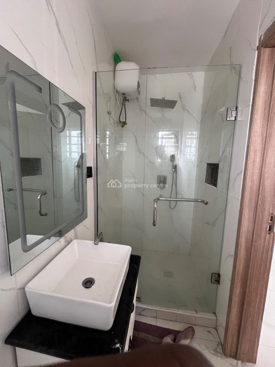 Standard 2bed Penthouse with Sea View in Ologolo, Ologolo, Lekki, Lagos, Flat / Apartment for Rent