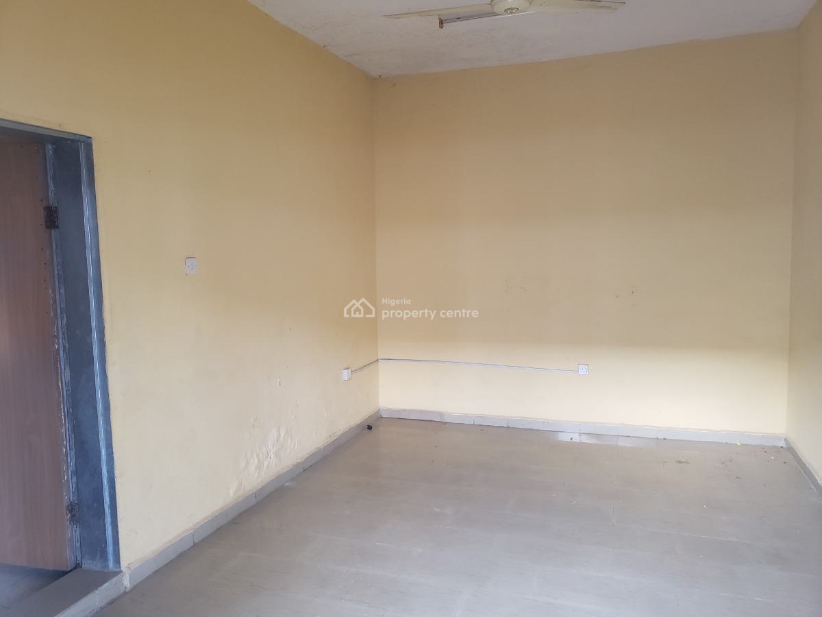 Office/ Shop Space with Bathroom & Toilet, By Next Cash & Carry, Kado, Abuja, Office Space for Rent