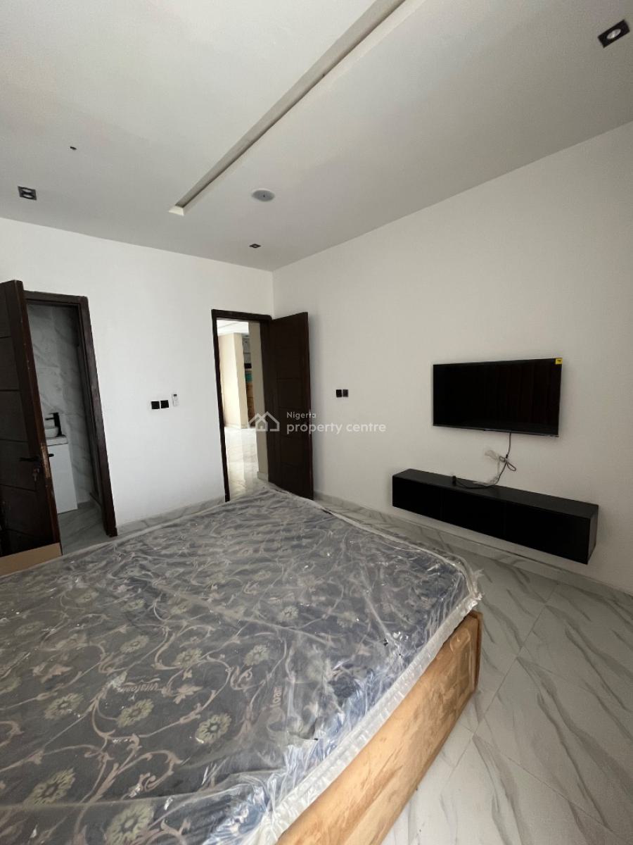 Affordable 2bed in Ologolo, Ologolo, Lekki, Lagos, Flat / Apartment for Sale