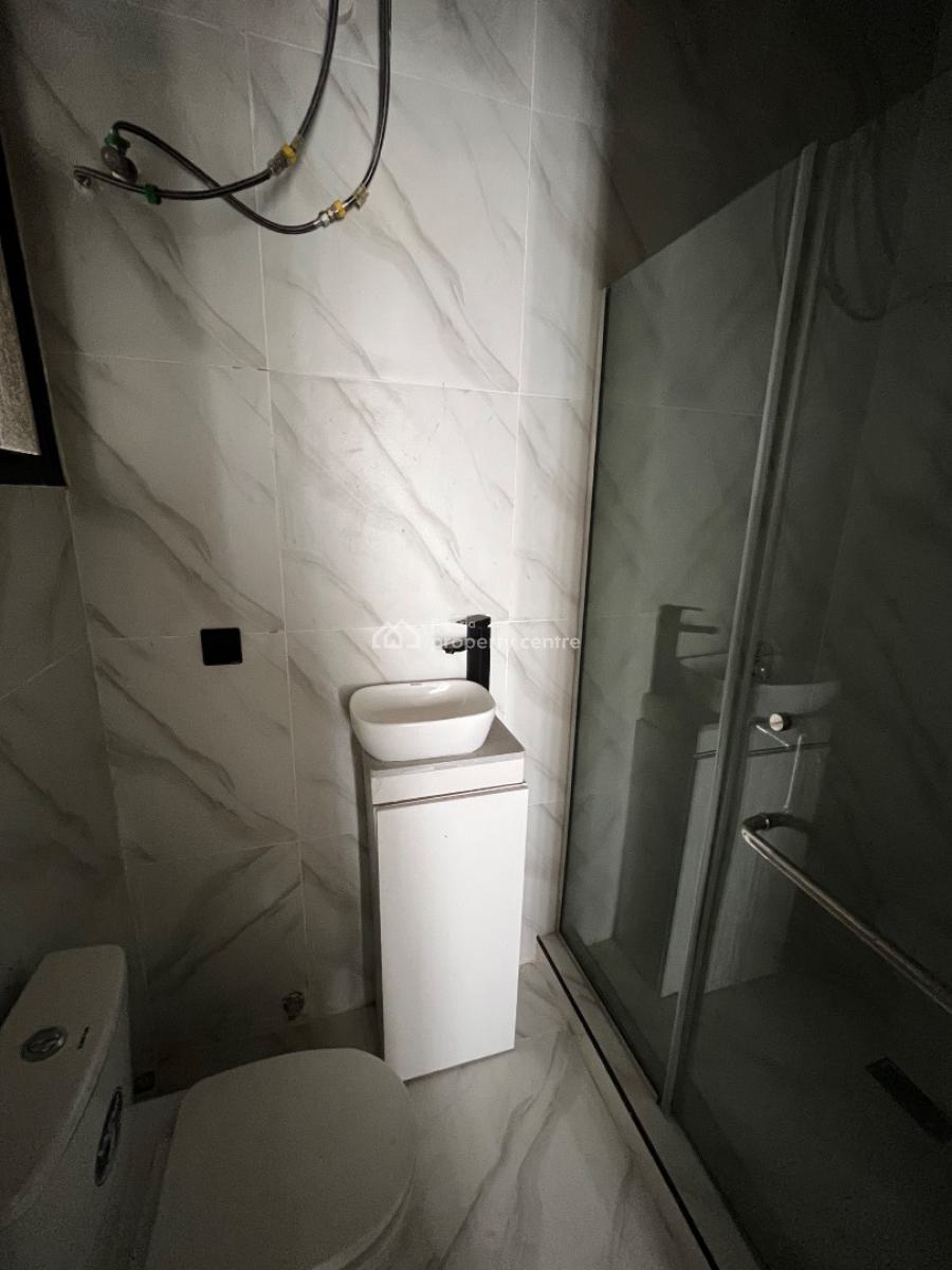 Affordable 2bed in Ologolo, Ologolo, Lekki, Lagos, Flat / Apartment for Sale