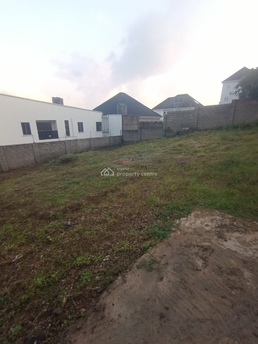 700sqms with a Bungalow, in an Estate Around Gwarimpa, Gwarinpa, Abuja, Residential Land for Sale
