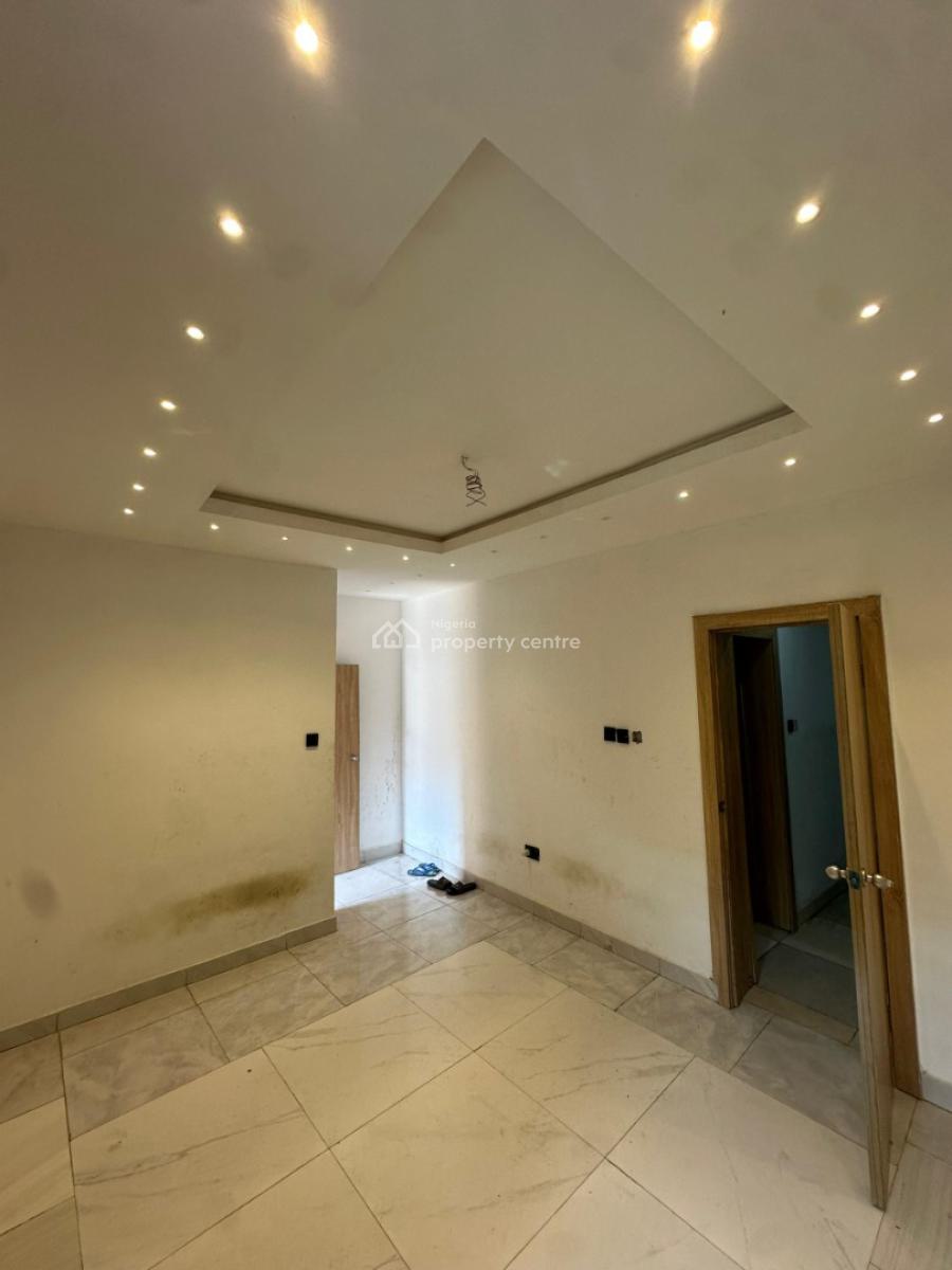 Neatly Used 1 Bedroom Apartment, Ologolo, Lekki, Lagos, Mini Flat (room and Parlour) for Rent